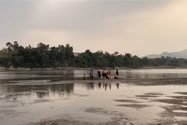 Khu vực em Kpă H’Tiếp, 12 tuổi, trú buôn Bluk, xã Phú Cần, huyện Krông Pa, tỉnh Gia Lai bị đuối nước. (Ảnh: TTXVN phát)