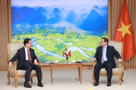 Thủ tướng Phạm Minh Chính tiếp ông Vương Ninh, Ủy viên Trung ương Đảng Cộng sản Trung Quốc, Bí thư Tỉnh ủy Vân Nam. (Ảnh: Dương Giang/TTXVN)