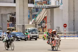 Bắc Bộ và Trung Bộ nắng nóng, có nơi nắng nóng gay gắt với nhiệt độ trên 39 độ C. (Nguồn: Vietnam+)
