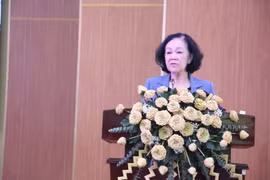 Bà Trương Thị Mai, Ủy viên Bộ Chính trị, Thường trực Ban Bí thư, Trưởng Ban tổ chức Trung ương phát biểu kết luận buổi làm việc. (Ảnh Công Trí/TTXVN)