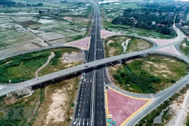 Cao tốc Hạ Long-Hải Phòng. (Ảnh: Trung Nguyên/TTXVN)