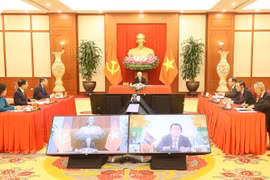 Tổng Bí thư Nguyễn Phú Trọng điện đàm với Chủ tịch Đảng Nhân dân Campuchia, Thủ tướng Chính phủ Vương quốc Campuchia Hun Sen. (Ảnh: Trí Dũng/TTXVN)