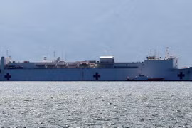 Tàu Bệnh viện Hoa Kỳ USNS Mercy. (Ảnh: Trần Lê Lâm/TTXVN)