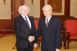 Tổng Bí thư Nguyễn Phú Trọng tiếp Tổng thống Cộng hòa Ireland Michael Daniel Higgins thăm cấp Nhà nước Việt Nam. (Ảnh: Trí Dũng/TTXVN)