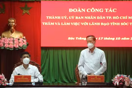 TP.HCM chia sẻ kinh nghiệm, hỗ trợ Sóc Trăng phòng, chống dịch