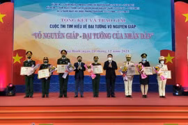 Trao giải cuộc thi 'Võ Nguyên Giáp-Đại tướng của nhân dân'