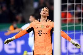 Cận cảnh Bayern Munich thảm bại 0-5 trước Monchengladbach
