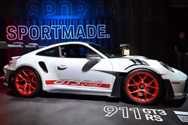 Porsche đang đàm phán để tích hợp phần mềm Google trên xe của hãng
