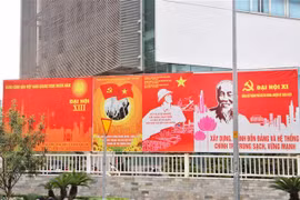 Pano chào mừng Đại hội đại biểu toàn quốc lần thứ XIII của Đảng tại đường Võ Thị Sáu (Quận 3, Thành phố Hồ Chí Minh). (Ảnh: Thu Hương/TTXVN)