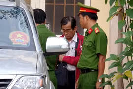 Ông Đỗ Ngọc Điệp tại cơ quan cảnh sát điều tra Công an tỉnh Bình Thuận vào chiều 16/12. (Ảnh: Nguyễn Thanh/TTXXVN)