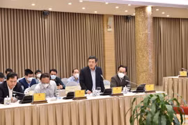 Thứ trưởng Đoàn Văn Việt thông tin về việc mở cửa du lịch, đón khách quốc tế. (Ảnh: Đức Duy/Vietnam+)