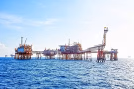 Hoạt động khai thác dầu khí của PetroVietnam. (Ảnh: PV/Vietnam+)