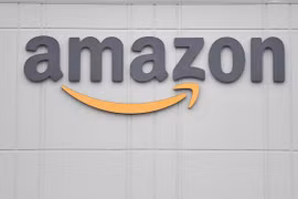 Biểu tượng của Amazon tại New York (Mỹ). (Ảnh: AFP/TTXVN)