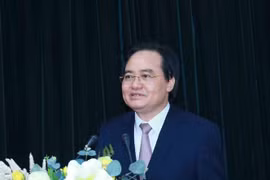 Ông Phùng Xuân Nhạ, Phó Trưởng Ban Tuyên giáo Trung ương phát biểu tại hội nghị. (Ảnh: Phương Hoa/TTXVN)