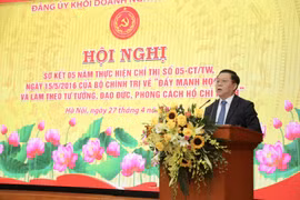 Ông Nguyễn Trọng Nghĩa, Bí thư Trung ương Đảng, Trưởng Ban Tuyên giáo Trung ương phát biểu chỉ đạo Hội nghị. (Nguồn: petrovietnam.petrotimes.vn)