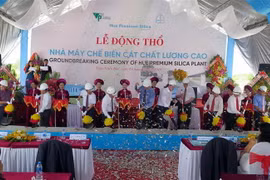 Quang cảnh lễ động thổ xây dựng nhà máy. (Ảnh: Quốc Việt/TTXVN)