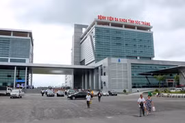 Toàn cảnh bệnh viện Đa khoa Sóc Trăng. (Ảnh: Trung Hiếu/TTXVN)