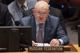 Đại sứ Nga tại Liên hợp quốc Vassily Nebenzia phát biểu trong phiên họp công khai của Hội đồng Bảo an về tình hình Syria, ngày 9/4. (Nguồn: AFP)
