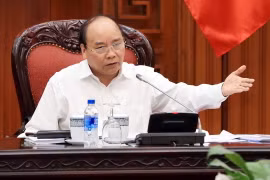 Thủ tướng Nguyễn Xuân Phúc chủ trì Phiên họp Thường trực Chính phủ về Dự án đường sắt đô thị Thành phố Hồ Chí Minh. (Ảnh: Thống Nhất/TTXVN)