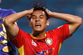 Lối thoát nào cho V-League 2021 trước những xung đột lợi ích? 