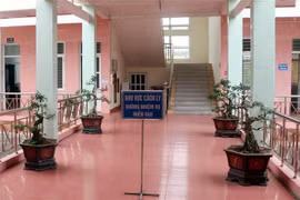 Khu vực cách ly tại Bệnh viện đa khoa huyện Hải Hậu (Nam Định). (Ảnh: Văn Đạt/TTXVN)