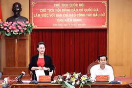 Chủ tịch Quốc hội Nguyễn Thị Kim Ngân phát biểu tại buổi làm việc với Ban chỉ đạo công tác bầu cử tỉnh Kiên Giang. (Ảnh: Trọng Đức/TTXVN)