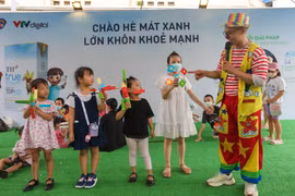 Trong hai ngày cuối tuần 23-24/5 trên phố đi bộ hồ Hoàn Kiếm (Hà Nội) sẽ diễn ra sự kiện 'Chào hè xanh mát, lớn khôn khỏe mạnh' dành cho các em nhỏ. (Ảnh: PV/Vietnam+) 