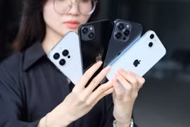 Mô hình iPhone 14 được tiết lộ tại Việt Nam trong thời gian qua. (Ảnh: CTV/Vietnam+)
