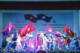 Chiều 14/9/2022, tại thủ đô Vientiane, Bộ Quốc phòng Lào tổ chức trọng thể Lễ kỷ niệm 45 năm Ngày ký Hiệp ước Hữu nghị và Hợp tác Lào-Việt Nam và 60 năm Ngày thiết lập quan hệ ngoại giao Lào-Việt Nam. (Ảnh: Phạm Kiên/TTXVN)