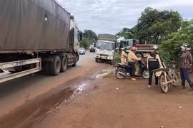 Hiện trường vụ tai nạn. (Ảnh: Đậu Tất Thành/TTXVN)