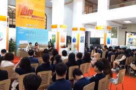 Phát triển ngành xuất bản đa nền tảng để thúc đẩy văn hóa đọc