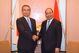 Thủ tướng Nguyễn Xuân Phúc tiếp ông Shinichiro Ito, Chủ tịch Tập đoàn Hàng không ANA Holding Inc. (Ảnh: Thống Nhất/TTXVN) 