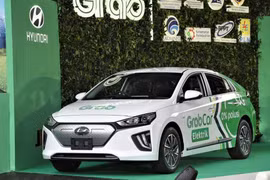 Trong giai đoạn đầu, Grab Indonesia sẽ vận hành 20 xe điện trong đội xe của mình. (Nguồn: jakartaglobe.id)
