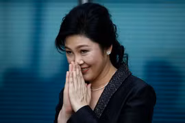 Bà Yingluck Shinawatra tới tòa án ở Bangkok, Thái Lan ngày 1/8. (Nguồn: EPA/TTXVN)