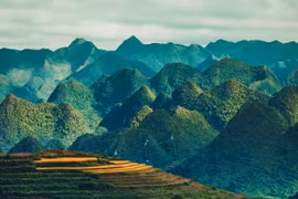 [Photo] Chiêm ngưỡng vẻ hùng vĩ tuyệt đẹp của núi rừng Hà Giang