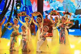 Gắn kết người Việt ở khắp nơi trên thế giới với cội nguồn dân tộc