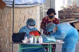 Việt Nam được quốc tế đánh giá cao về công tác phòng chống dịch COVID-19. (Ảnh: TTXVN)