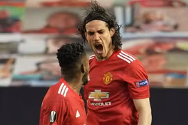 "El Matador" ghi bàn đưa M.U lên dẫn trước từ rất sớm. (Ảnh: Sky Sports)