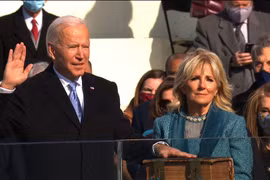 Tân Tổng thống Mỹ Joe Biden tuyên thệ nhậm chức. (Ảnh: CNN)