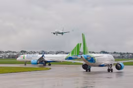 Máy bay của Hãng hàng không Bamboo Airways tại một sân bay nội địa nước ta. (Ảnh: PV/Vietnam+)