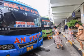 Các bến xe tại Hà Nội đã lên kế hoạch sẵn sàng phục vụ hành khách đi lại trong dịp cao điểm nghỉ lễ Quốc khánh 2/9 tới. (Ảnh: Việt Hùng/Vietnam+)