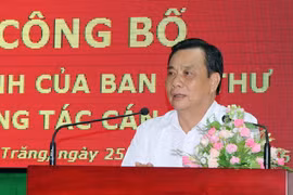 Tân Phó Trưởng Ban Chỉ đạo Tây Nam Bộ Nguyễn Trung Hiếu phát biểu tại buổi lễ. (Ảnh: Trung Hiếu/TTXVN)