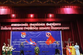 Tiết mục văn nghệ tại lễ khai mạc. (Ảnh: Phạm Kiên/Vietnam+)