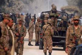 Lực lượng an ninh Pakistan. (Nguồn: oneindia.com)