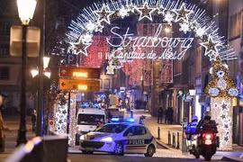 Cảnh sát tại hiện trường vụ xả súng tại Strasbourg. (Nguồn: AFP)