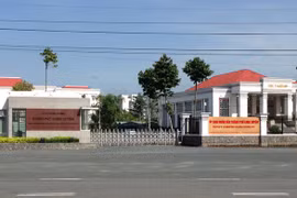 An Giang thông tin về vụ việc 40 cán bộ phải thi lại vào công chức