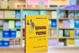 Cuốn sách Quang Trung-Anh hùng dân tộc (1788-1792) của nhà nghiên cứu sử học và văn học Hoàng Thúc Trâm. (Nguồn: Báo Chính phủ)