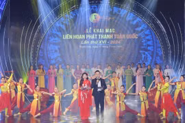 Lễ khai mạc Liên hoan Phát thanh toàn quốc lần thứ 16. (Ảnh: TTXVN phát)