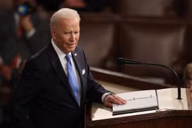Tổng thống Mỹ Joe Biden phát biểu tại một cuộc họp Quốc hội ở Washington, DC. (Ảnh: AFP/TTXVN)