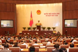 Kỳ họp thứ 8, Quốc hội khóa XIII: Trình Quốc hội 3 dự án luật
